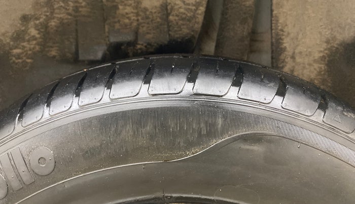 2020 Maruti Swift VXI AMT, Petrol, Automatic, 28,866 km, Left Rear Tyre Tread