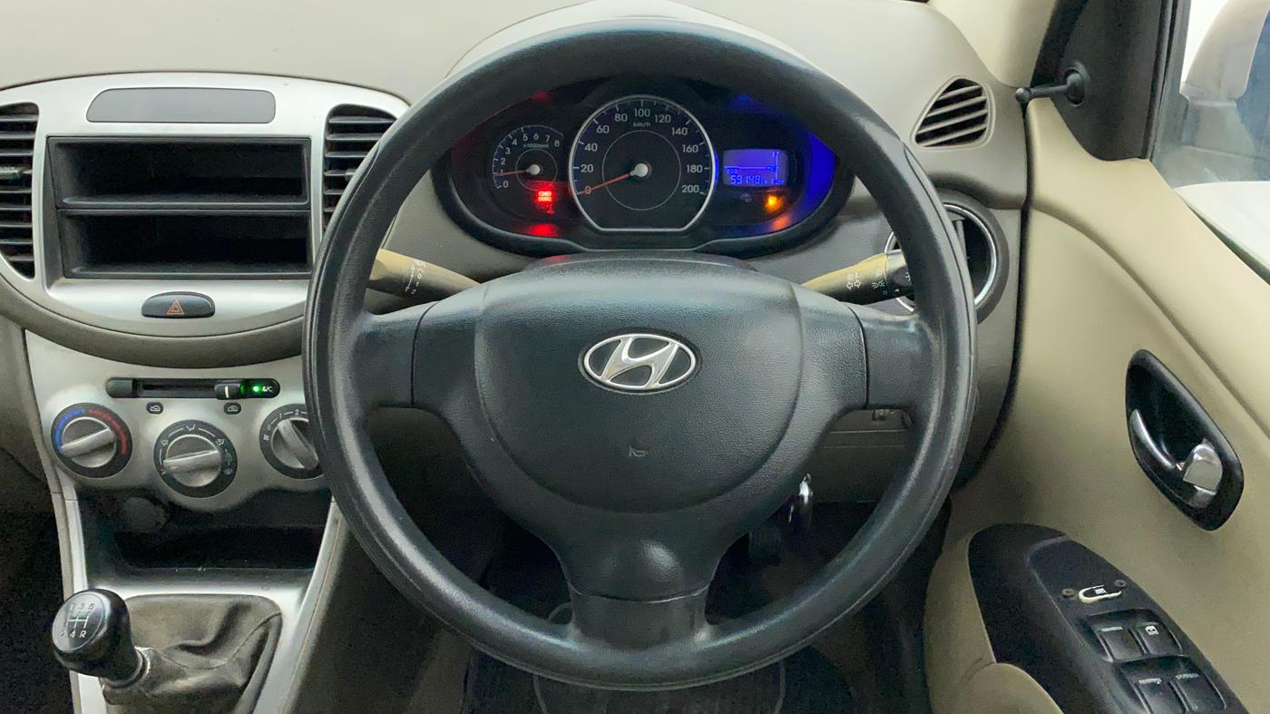 2011 Hyundai i10 MAGNA 1.1, Petrol, Manual, 59,147 km, Steering Wheel Close Up