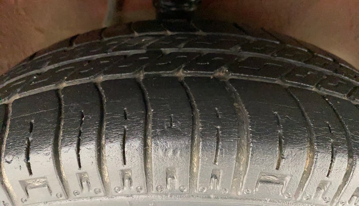 2014 Maruti Alto 800 LXI, Petrol, Manual, 48,946 km, Right Front Tyre Tread