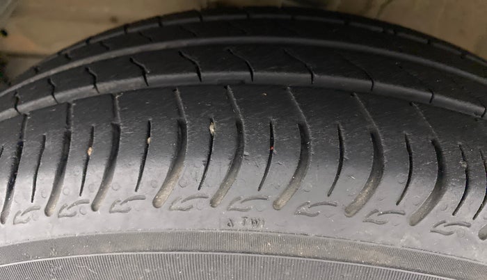 2020 Maruti S PRESSO VXI, Petrol, Manual, 47,910 km, Left Front Tyre Tread