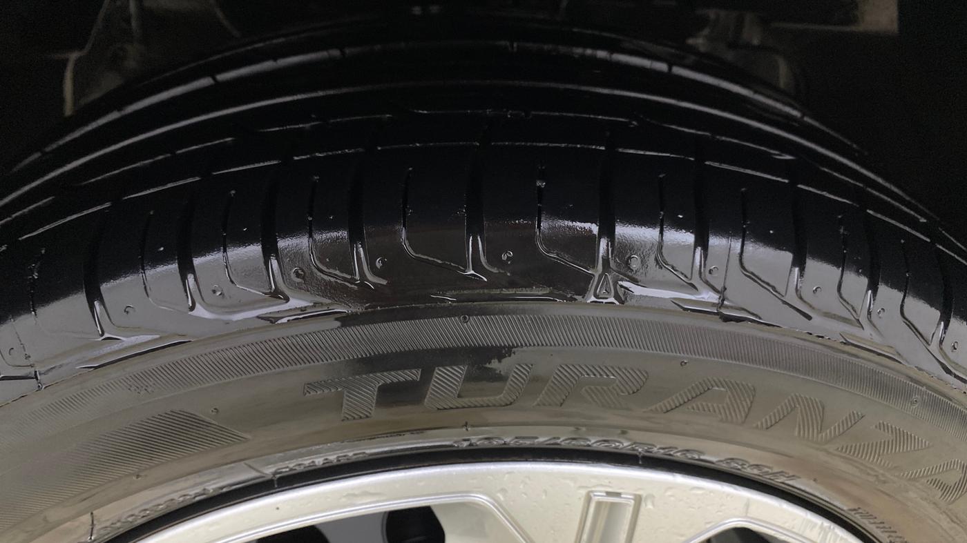 2022 Tata NEXON XMA SUNROOF PETROL, Petrol, Automatic, 14,378 km, Right Front Tyre Tread