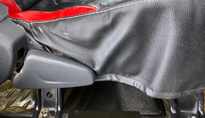 2015 Renault Kwid RXE, Petrol, Manual, 88,480 km, Driver Side Adjustment Panel