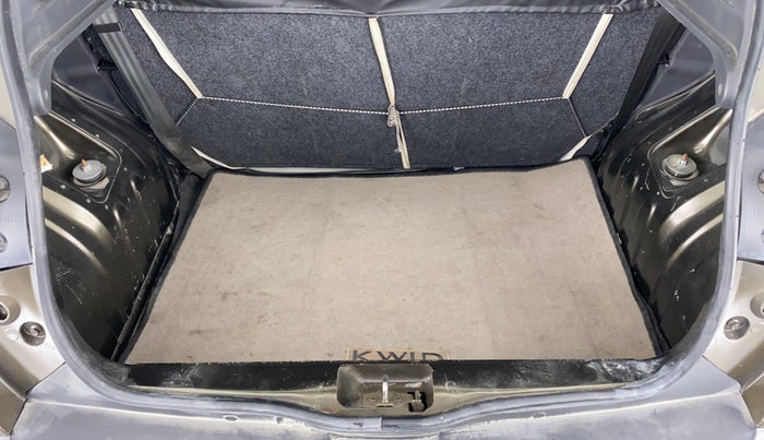 2015 Renault Kwid RXE, Petrol, Manual, 88,480 km, Boot Inside