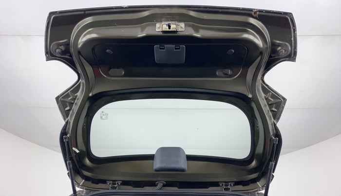 2015 Renault Kwid RXE, Petrol, Manual, 88,480 km, Boot Door Open