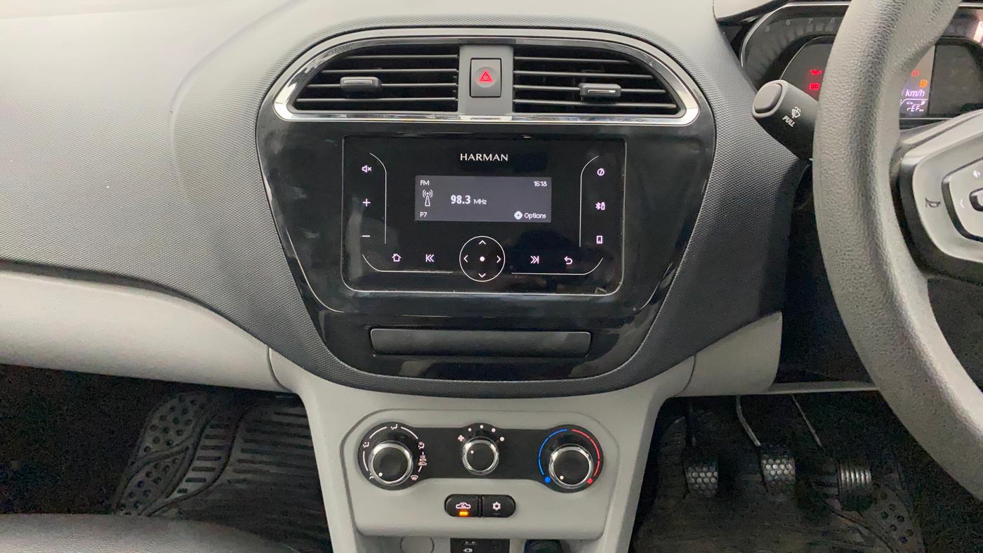 2023 Tata Tiago XT PETROL, Petrol, Manual, 10,788 km, Air Conditioner