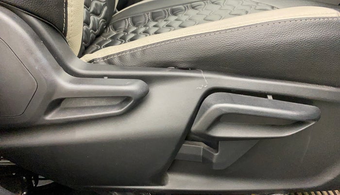 2023 Tata Tiago XT PETROL, Petrol, Manual, 10,788 km, Driver Side Adjustment Panel