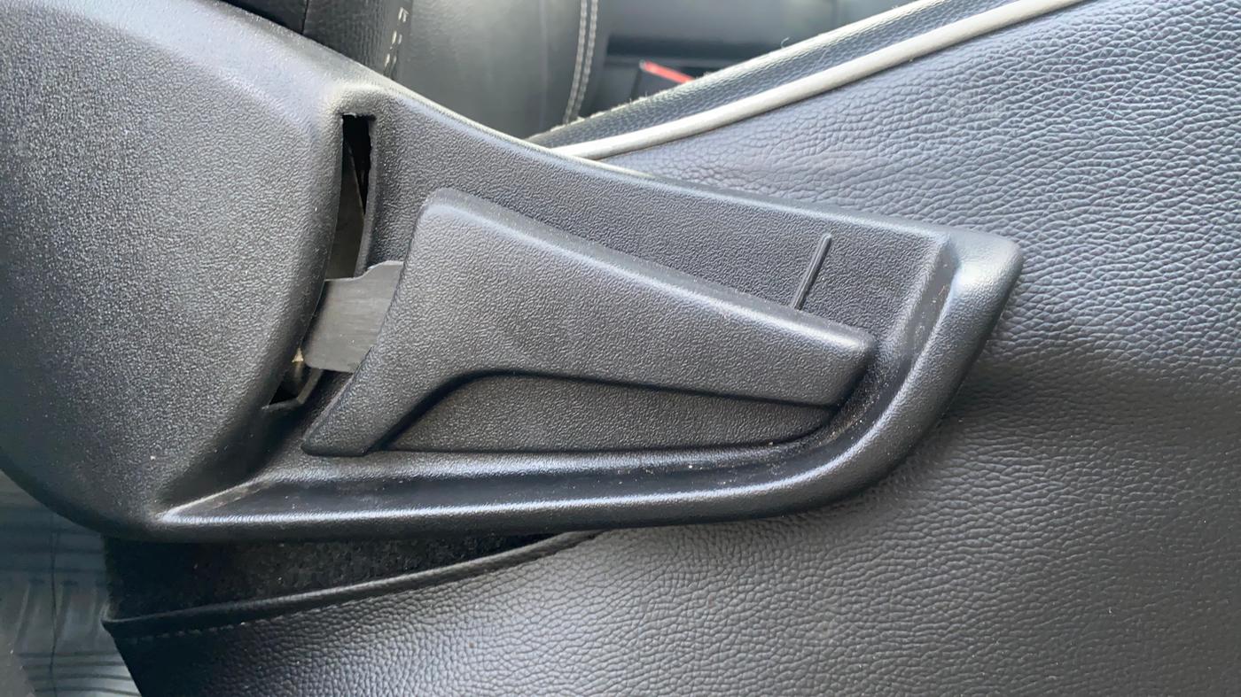 2021 Maruti S PRESSO VXI CNG, CNG, Manual, 29,134 km, Driver Side Adjustment Panel