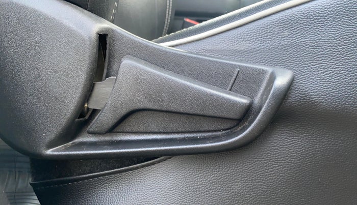 2021 Maruti S PRESSO VXI CNG, CNG, Manual, 29,134 km, Driver Side Adjustment Panel