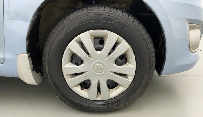 2013 Maruti Swift Dzire VXI REGAL EDITION, Petrol, Manual, 50,544 km, Right Front Wheel