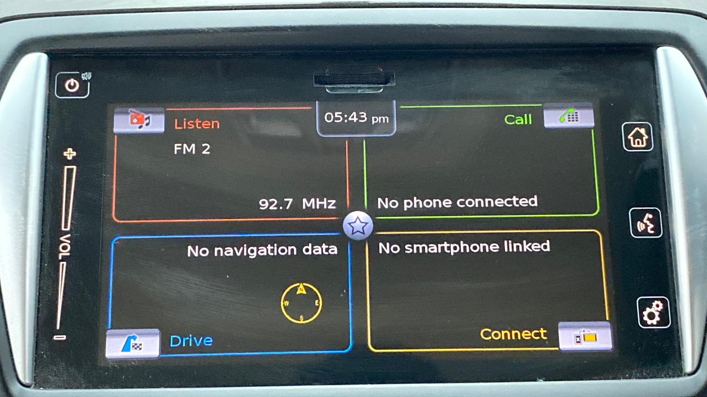 2017 Maruti Ciaz ALPHA  AT 1.4  PETROL, Petrol, Automatic, 63,986 km, Touchscreen Infotainment System