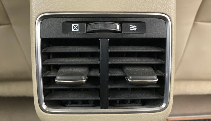 2017 Maruti Ciaz ALPHA  AT 1.4  PETROL, Petrol, Automatic, 63,986 km, Rear AC Vents