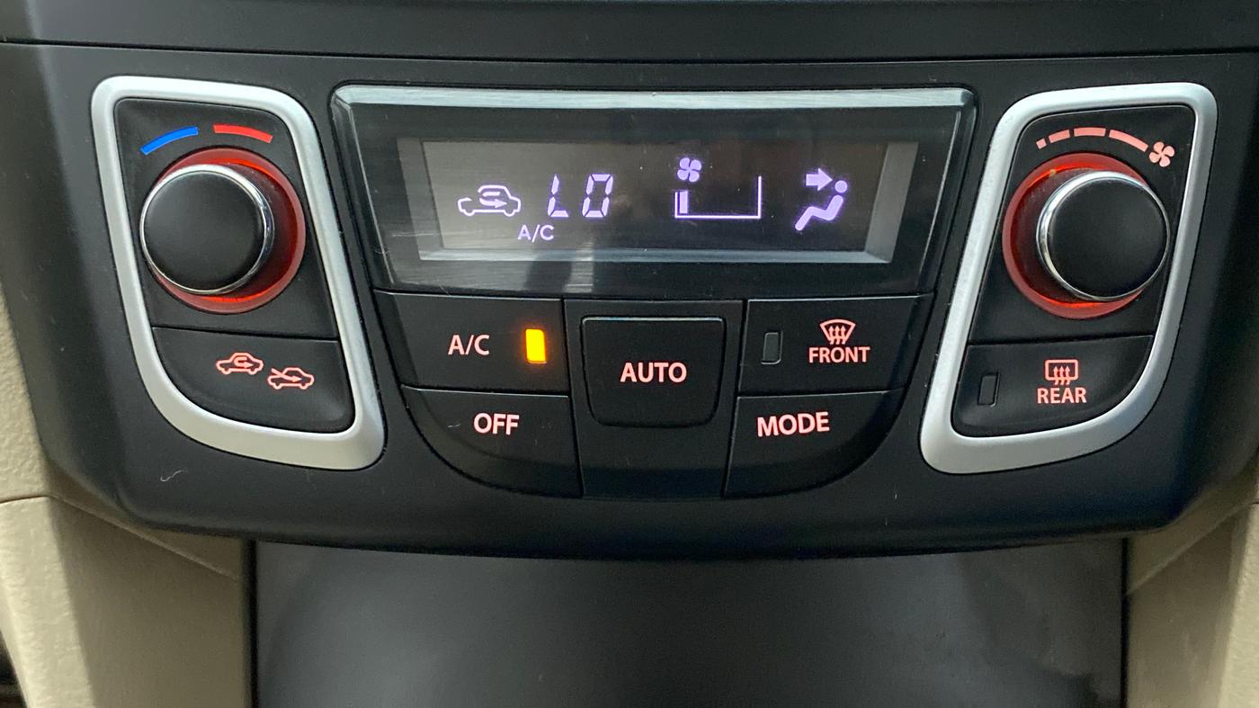2017 Maruti Ciaz ALPHA  AT 1.4  PETROL, Petrol, Automatic, 63,986 km, Automatic Climate Control