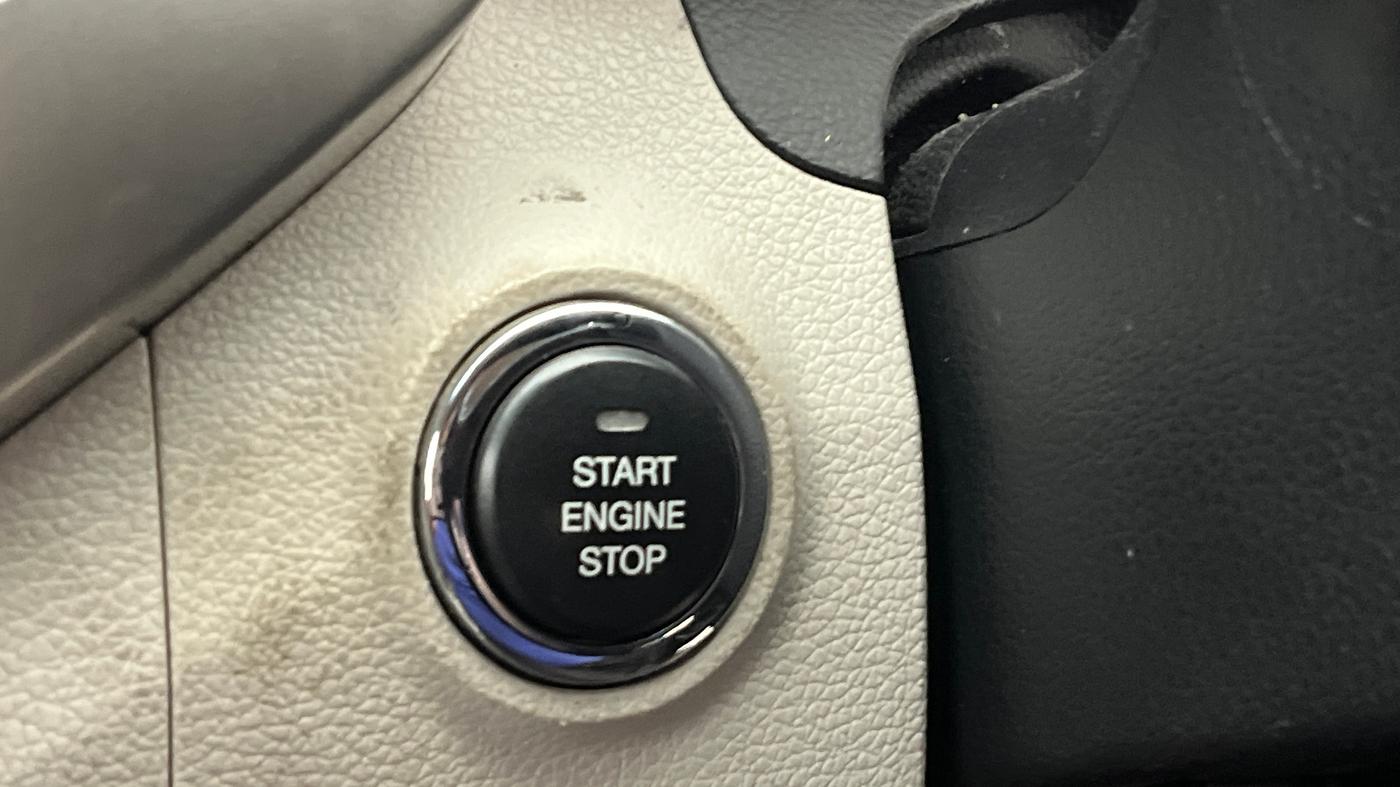2019 Mahindra XUV300 W8 1.5 DIESEL AMT, Diesel, Automatic, 70,236 km, Keyless Start/ Stop Button