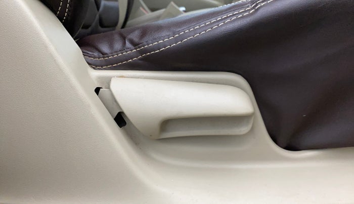 2016 Maruti Swift Dzire VXI, Petrol, Manual, 99,134 km, Driver Side Adjustment Panel