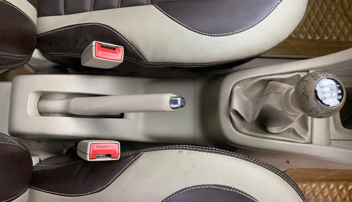 2016 Maruti Swift Dzire VXI, Petrol, Manual, 99,134 km, Gear Lever