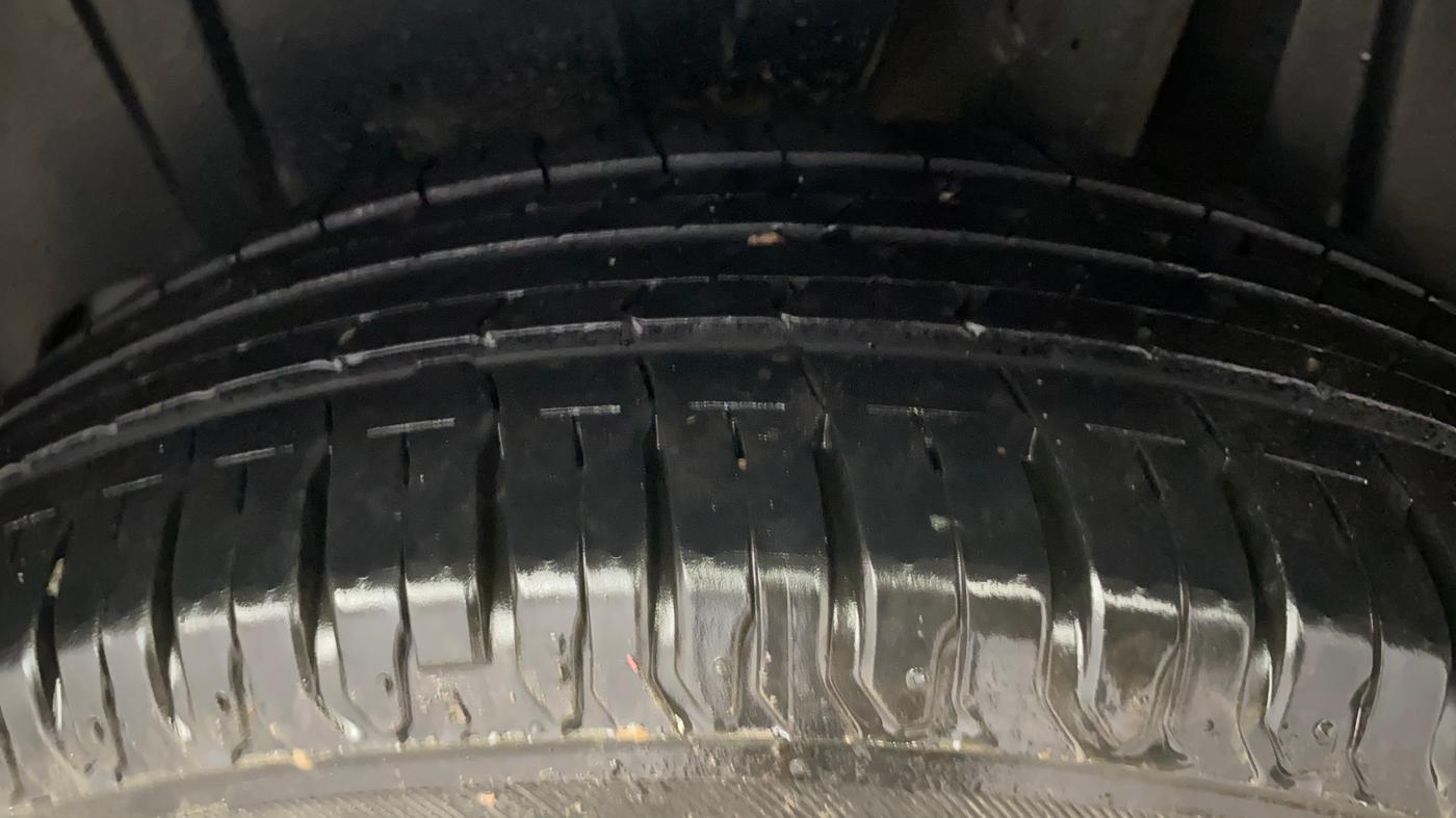 2024 Toyota RUMION  V MT , Petrol, Manual, 10,286 km, Left Rear Tyre Tread
