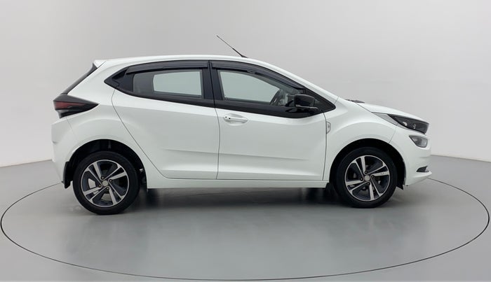 2020 Tata ALTROZ XZ 1.2, Petrol, Manual, 22,166 km, Right Side View