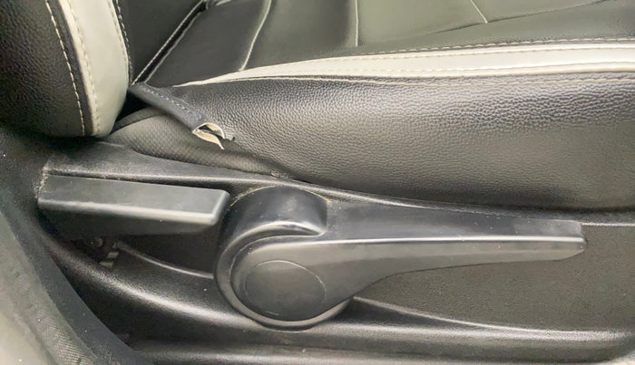 2017 Tata Tiago XZ PETROL, Petrol, Manual, 76,571 km, Driver Side Adjustment Panel