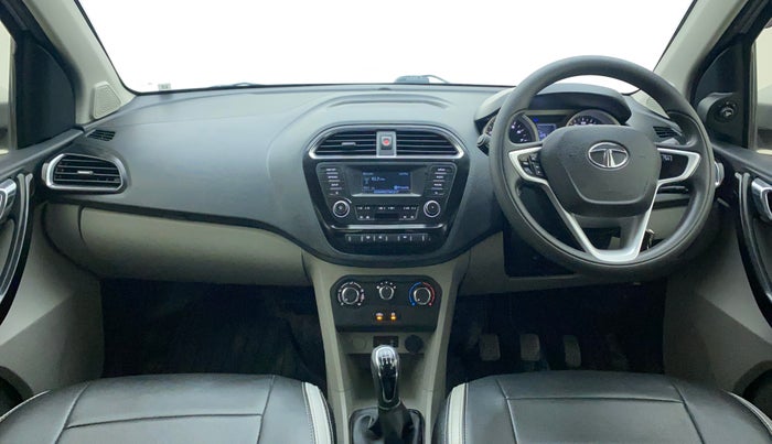 2017 Tata Tiago XZ PETROL, Petrol, Manual, 76,571 km, Dashboard