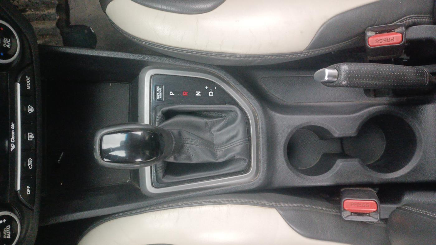 2016 Hyundai Creta SX PLUS AT 1.6 PETROL, Petrol, Automatic, 1,13,482 km, Gear Lever