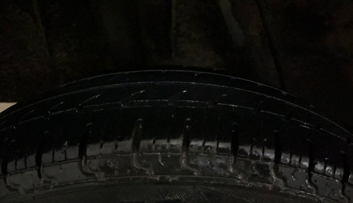 2018 Renault Kwid CLIMBER 1.0 AMT, Petrol, Automatic, 49,245 km, Right Rear Tyre Tread