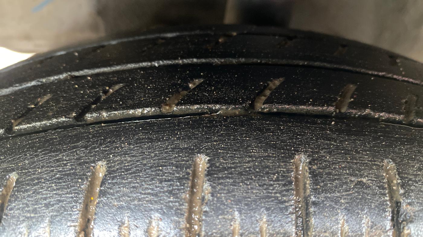 2017 Hyundai Eon ERA +, Petrol, Manual, 70,767 km, Left Front Tyre Tread