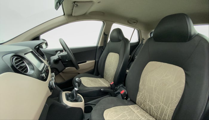 2017 Hyundai Grand i10 1.2 CRDI Sportz O, Diesel, Manual, 55,360 km, Right Side Front Door Cabin