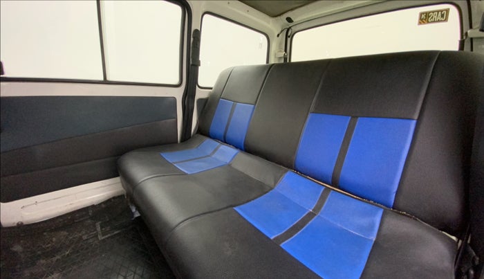 2017 Maruti Omni 5 STR, Petrol, Manual, 66,195 km, Right Side Rear Door Cabin