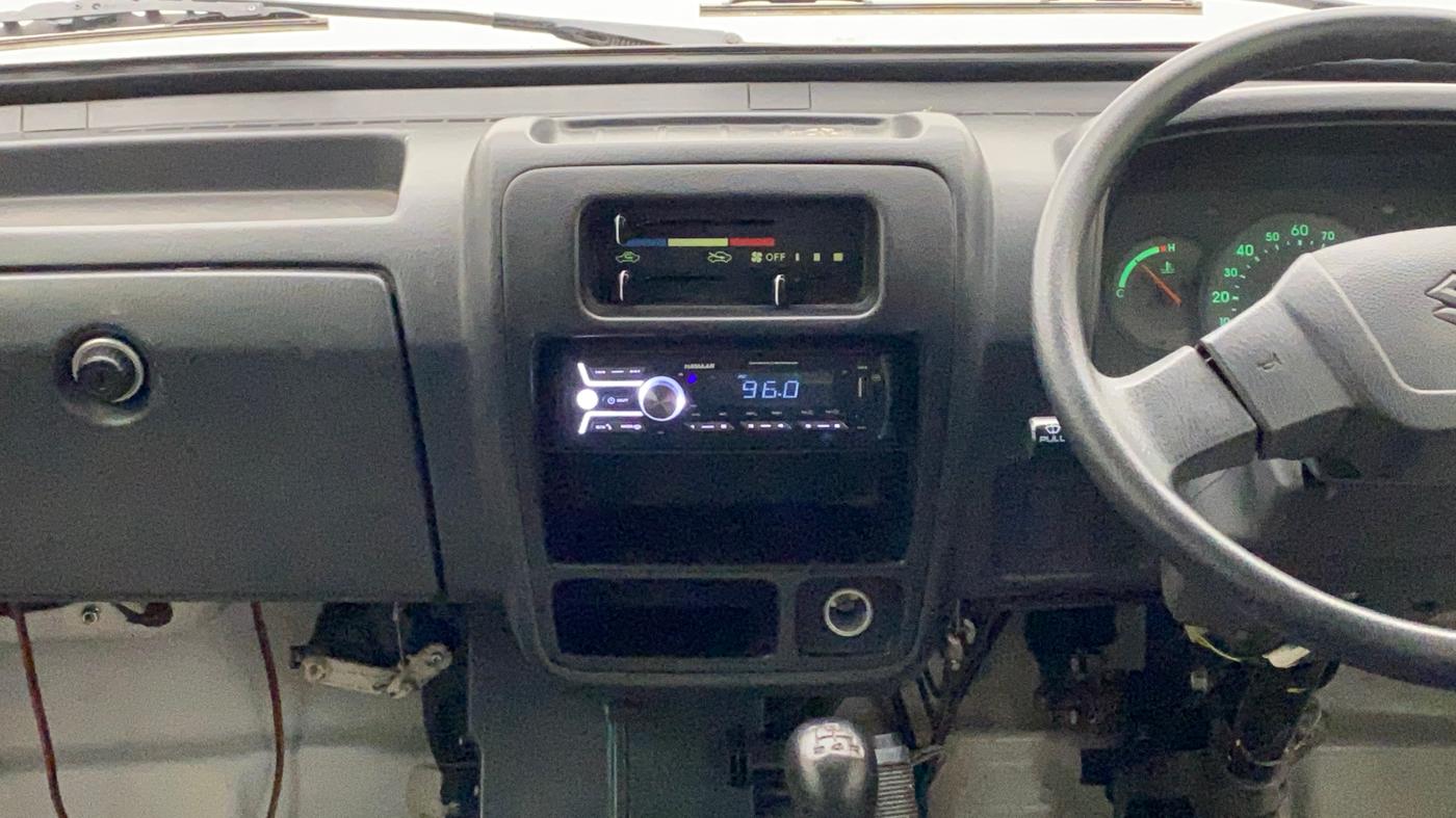 2017 Maruti Omni 5 STR, Petrol, Manual, 66,195 km, Air Conditioner