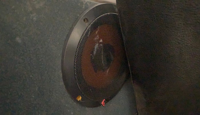 2017 Maruti Omni 5 STR, Petrol, Manual, 66,195 km, Speaker