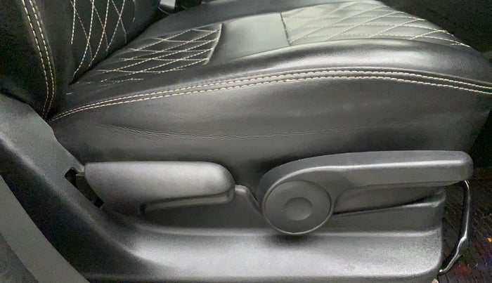 2018 Maruti Vitara Brezza ZDI, Diesel, Manual, 63,812 km, Driver Side Adjustment Panel