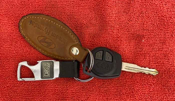 2018 Maruti Vitara Brezza ZDI, Diesel, Manual, 63,812 km, Key Close Up