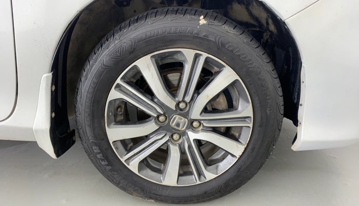 2017 Honda City V MT PETROL, Petrol, Manual, 62,212 km, Right Front Wheel