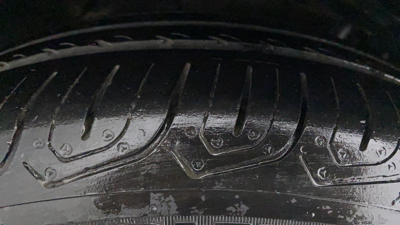 2019 Tata TIGOR 1.2 XZA+ RTN, CNG, Automatic, 53,721 km, Right Rear Tyre Tread