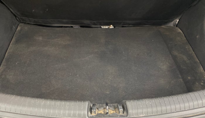 2014 Hyundai Grand i10 ASTA 1.2 KAPPA VTVT, Petrol, Manual, 28,038 km, Boot Inside