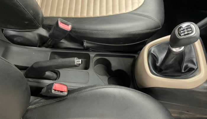 2014 Hyundai Grand i10 ASTA 1.2 KAPPA VTVT, Petrol, Manual, 28,038 km, Gear Lever