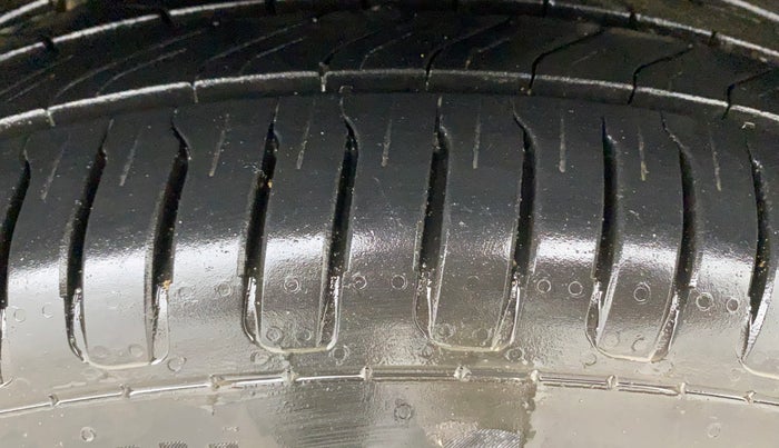 2018 Tata NEXON XZ PLUS DIESEL, Diesel, Manual, 56,280 km, Right Front Tyre Tread