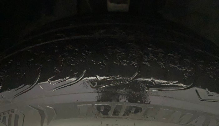 2022 Tata ALTROZ XZ PLUS DIESEL DARK EDITION, Diesel, Manual, 39,371 km, Right Front Tyre Tread