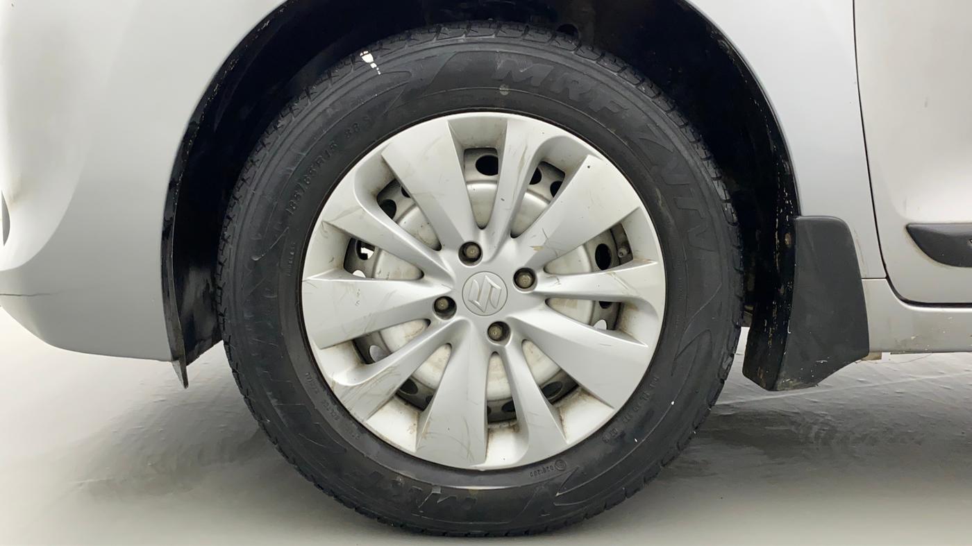 2016 Maruti Baleno SIGMA PETROL 1.2, Petrol, Manual, 45,155 km, Left Front Wheel