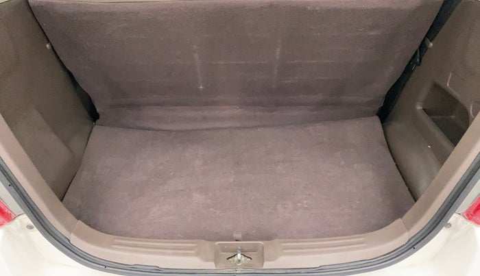 2010 Maruti Zen Estilo LXI, Petrol, Manual, 35,817 km, Boot Inside
