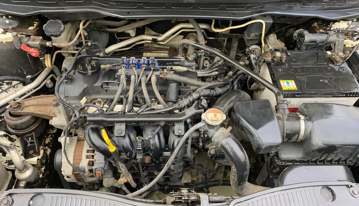 2013 Hyundai i20 MAGNA 1.2, CNG, Manual, 92,648 km, Engine View