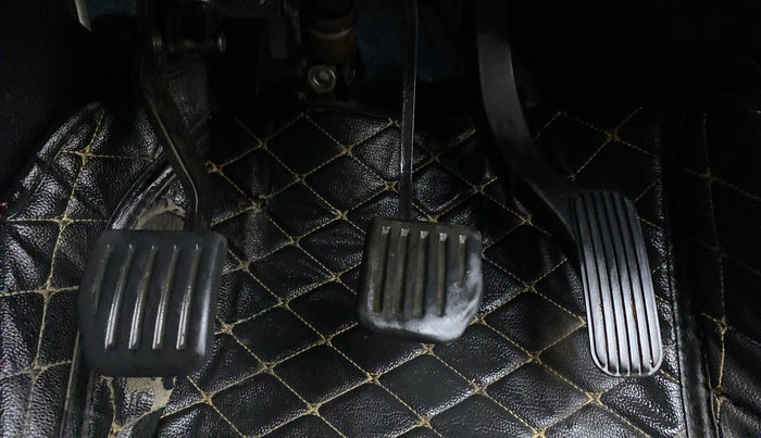 2019 Tata Harrier XZ 2.0L, Diesel, Manual, 87,923 km, Pedals
