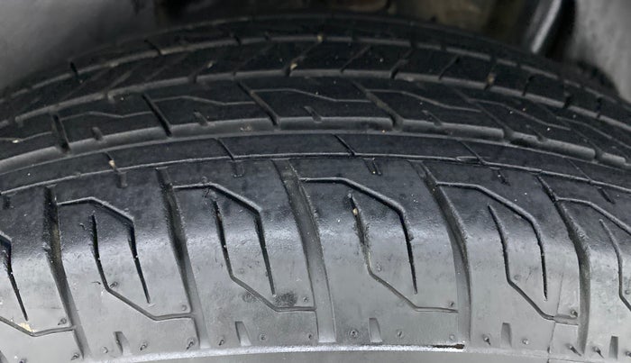 2019 Tata Harrier XZ 2.0L, Diesel, Manual, 87,923 km, Right Rear Tyre Tread