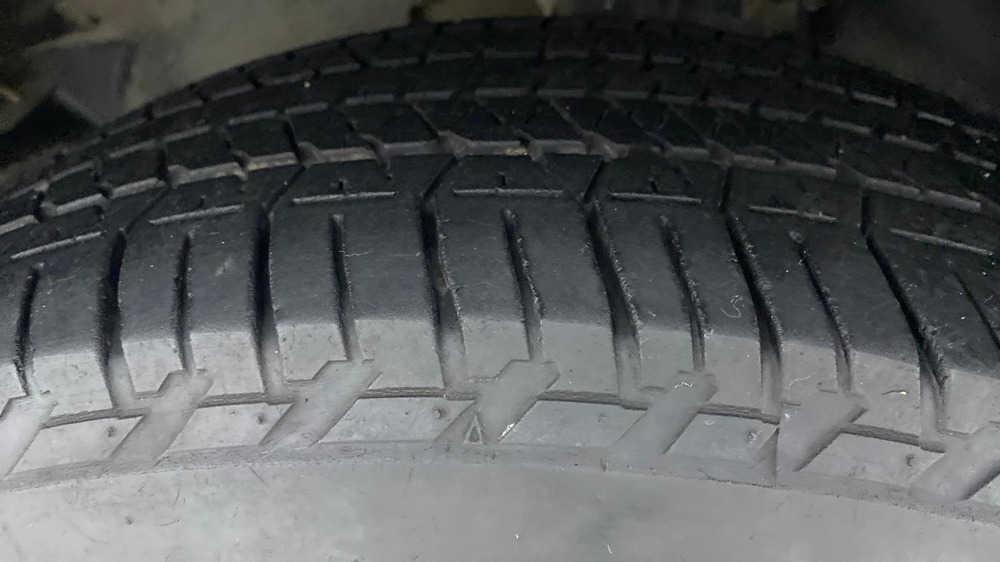2019 Tata Harrier XZ 2.0L, Diesel, Manual, 87,923 km, Left Front Tyre Tread