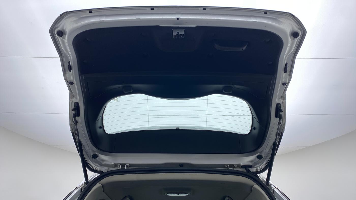 2019 Tata Harrier XZ 2.0L, Diesel, Manual, 87,923 km, Boot Door Open