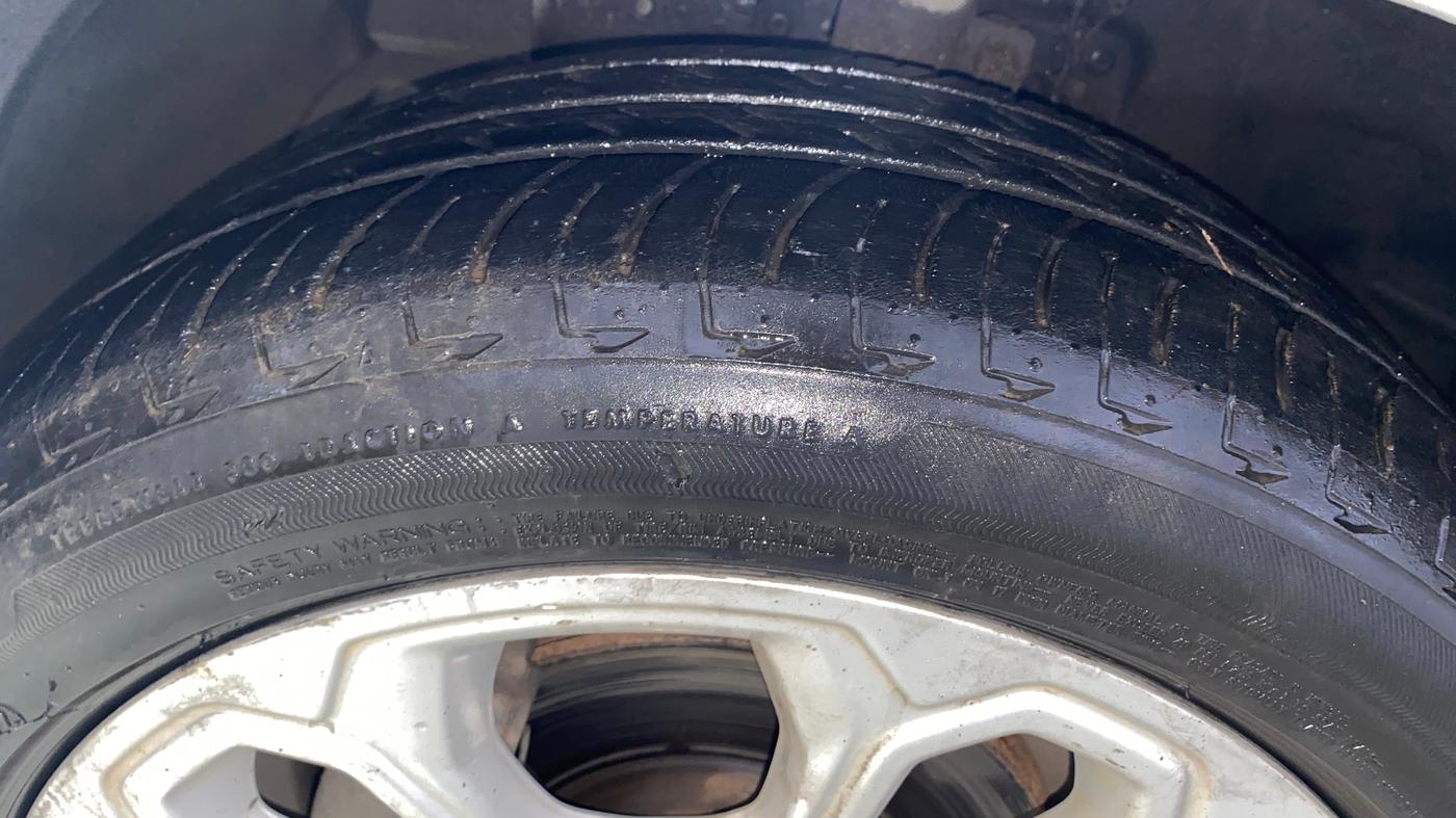 2018 Ford Ecosport TITANIUM + 1.5L DIESEL, Diesel, Manual, 65,678 km, Left Front Tyre Tread