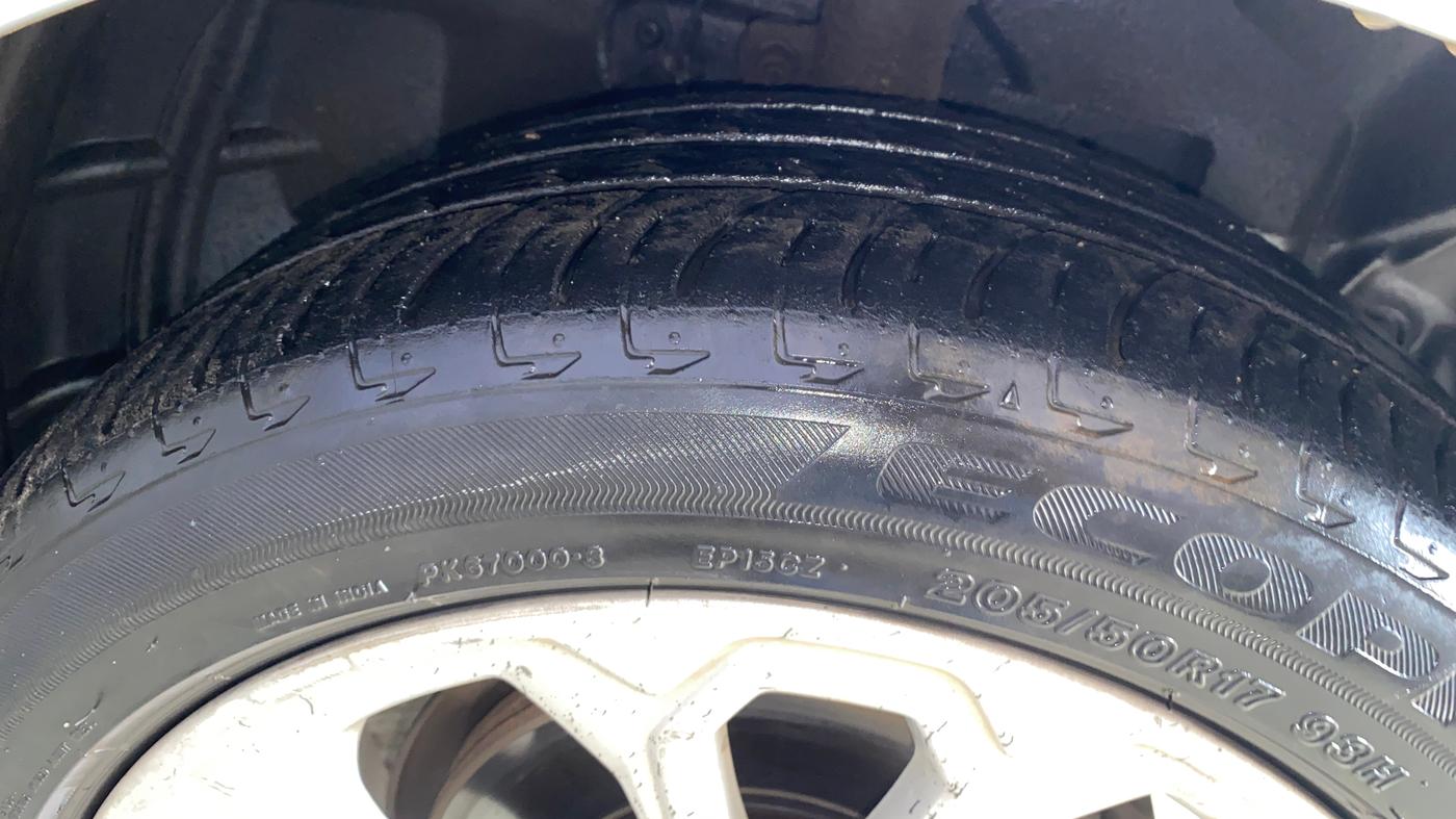 2018 Ford Ecosport TITANIUM + 1.5L DIESEL, Diesel, Manual, 65,678 km, Right Front Tyre Tread
