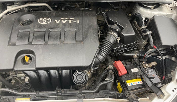 2014 Toyota Corolla Altis JS PETROL, Petrol, Manual, 1,06,047 km, Engine View - Left