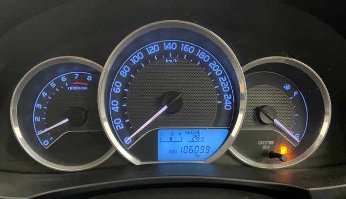 2014 Toyota Corolla Altis JS PETROL, Petrol, Manual, 1,06,047 km, Odometer Image