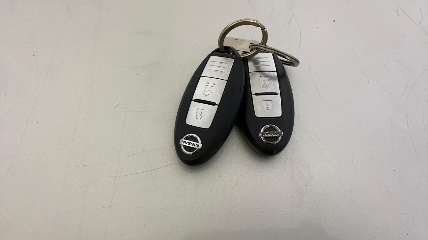 2015 Nissan Micra XV CVT, Petrol, Automatic, 32,664 km, Key Close Up